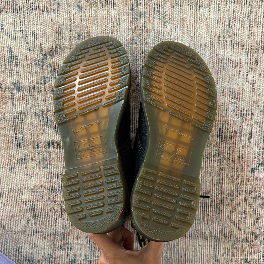 Doc Martens - Picture 5 of 8